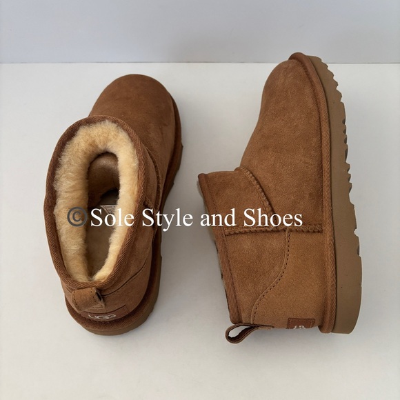 NEW UGG Classic Ultra Mini Boots Chestnut Kid’s 5 6 (Will Fit A Women’s 7 8) - Picture 14 of 16